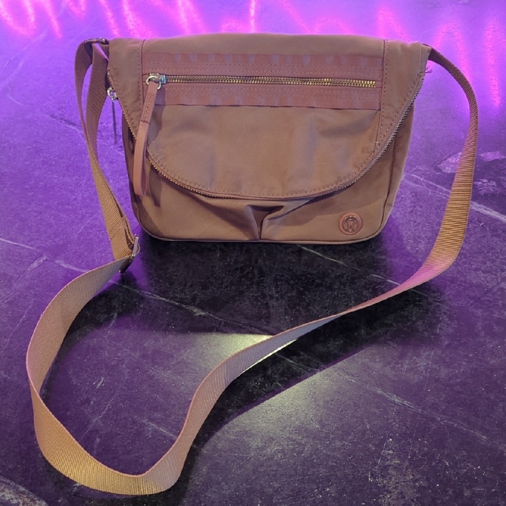Lululemon Pink Crossbody Bag/Fanny Pack